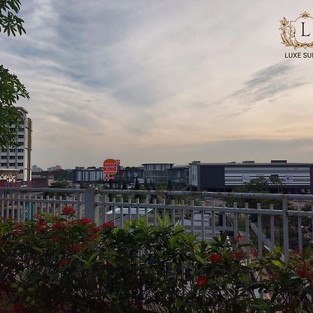 Luxe Suites At Skyloft Johor Bahru Exterior foto
