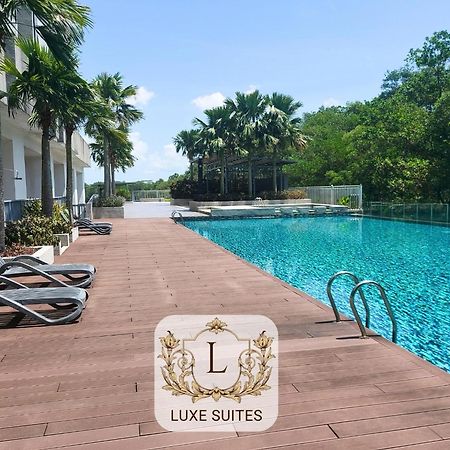 Luxe Suites At Skyloft Johor Bahru Exterior foto