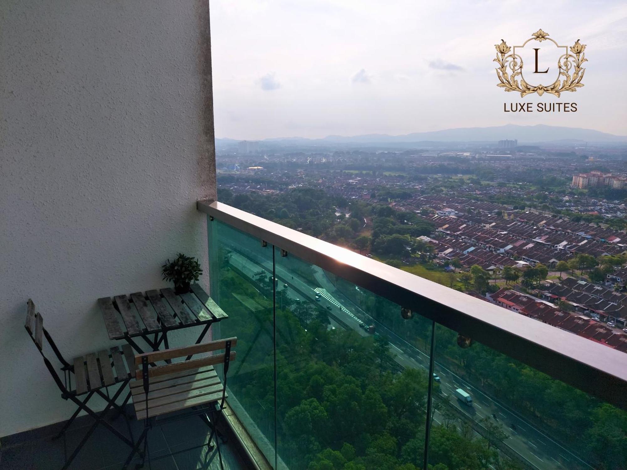 Luxe Suites At Skyloft Johor Bahru Exterior foto
